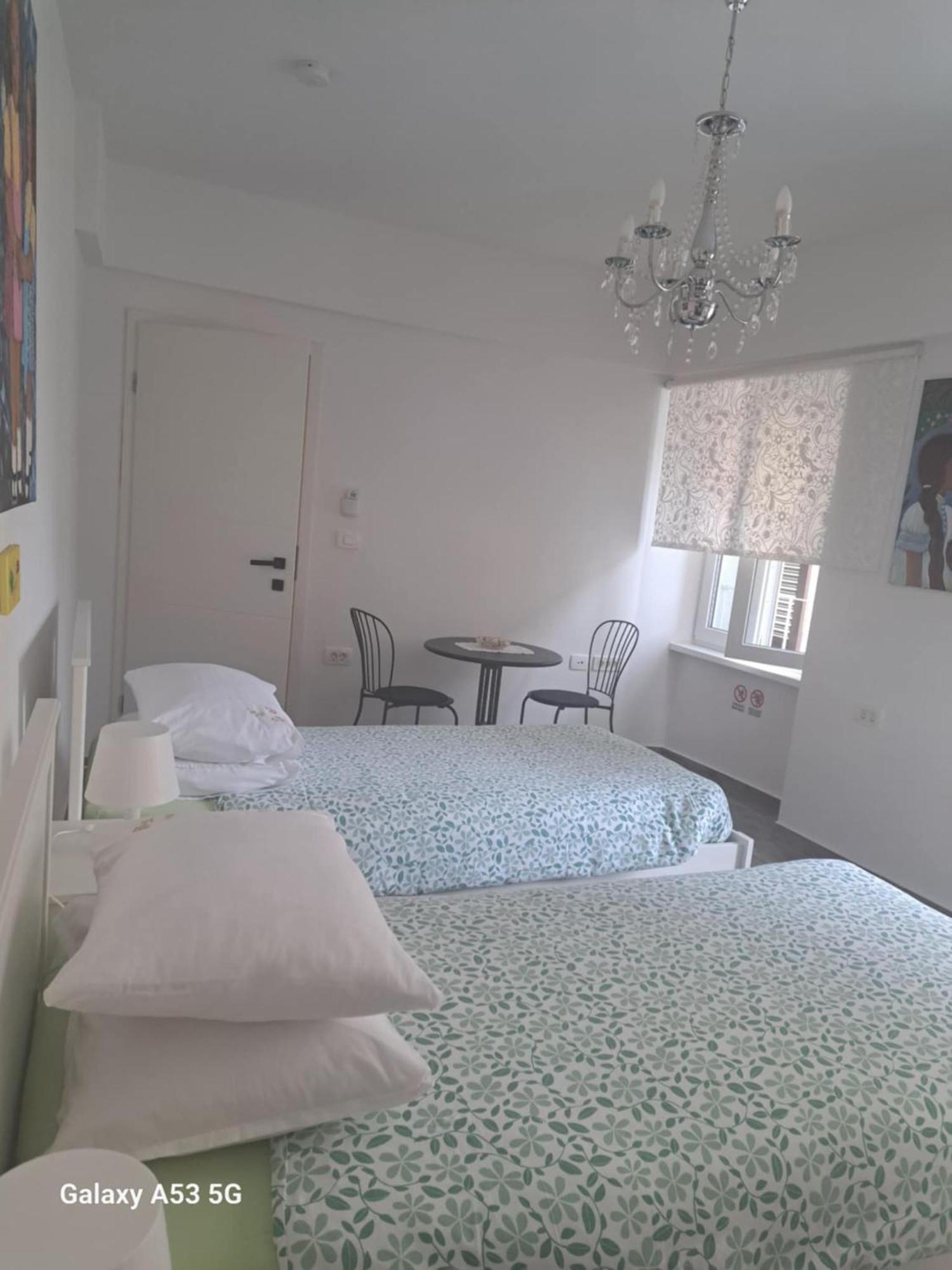 Istrabella Apartment Koper Buitenkant foto
